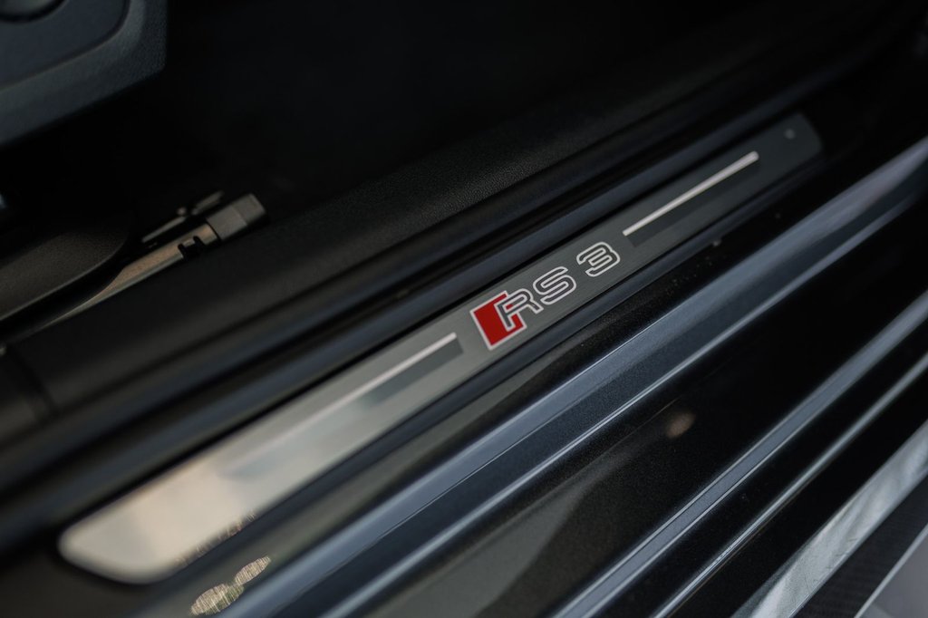 Audi RS 3  2025 à Laval, Québec - 14 - w1024h768px