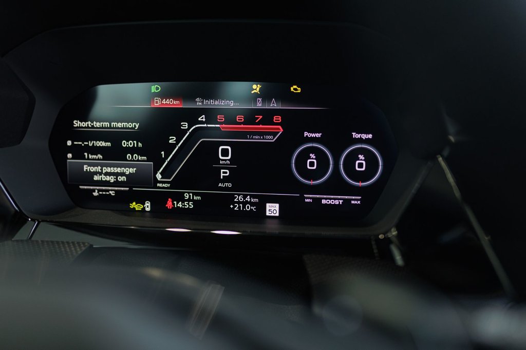 Audi RS 3  2025 à Laval, Québec - 13 - w1024h768px