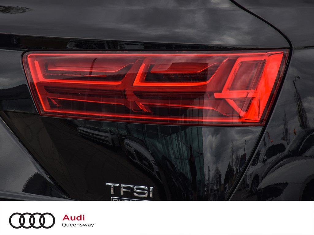 Audi Queensway 2017 Audi Q7 10557