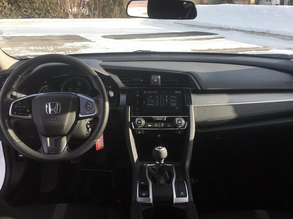 Honda Civic  2017 à Québec, Québec - 17 - w1024h768px