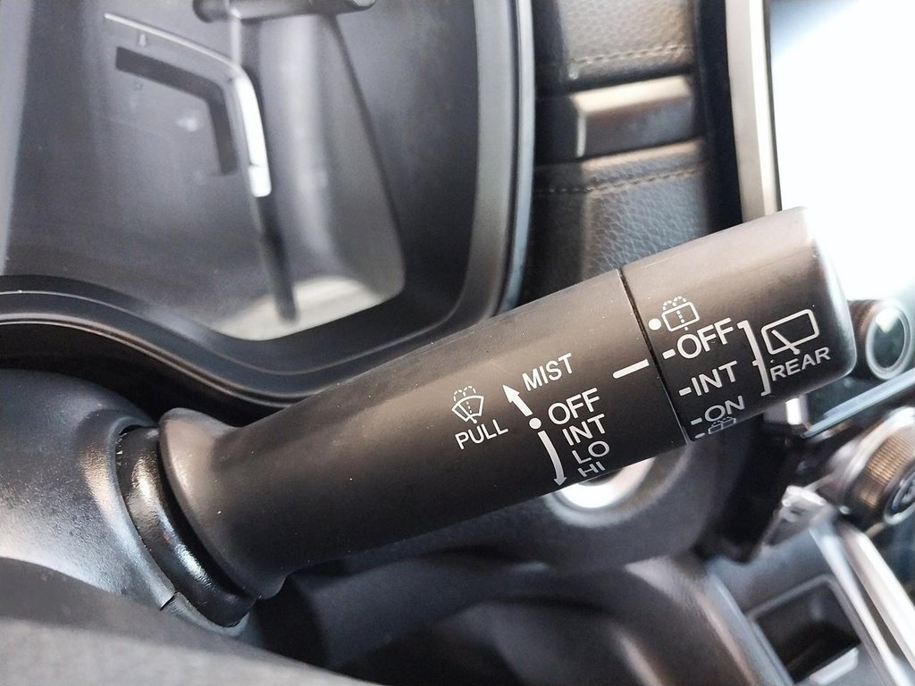 2018 Honda CR-V in Quebec, Quebec - 15 - w1024h768px