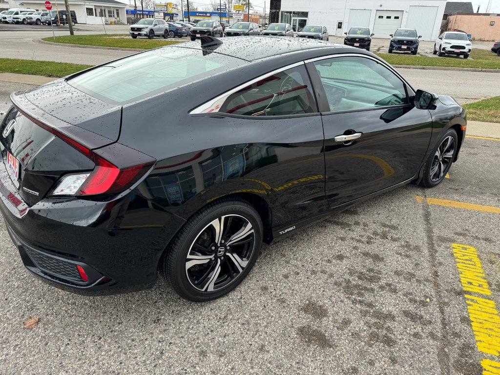 2016 Honda Civic Coupe TOURING in Sarnia, Ontario - 9 - w1024h768px