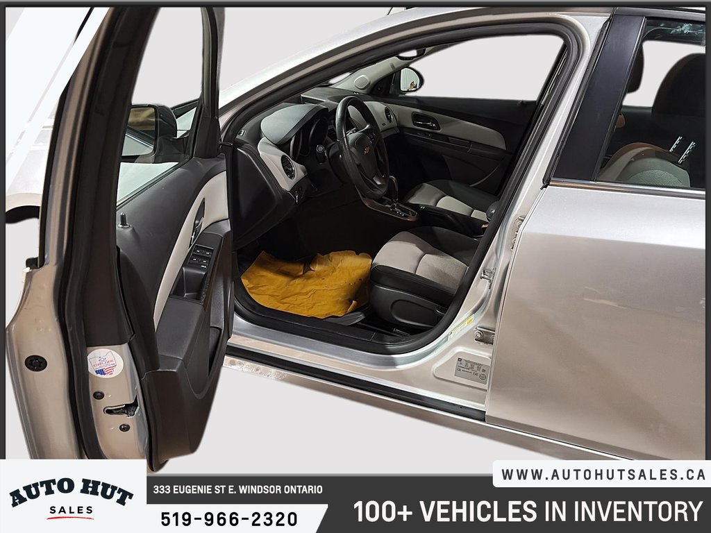 2012 Chevrolet Cruze LS+ w/1SB in Windsor, Ontario - 7 - w1024h768px