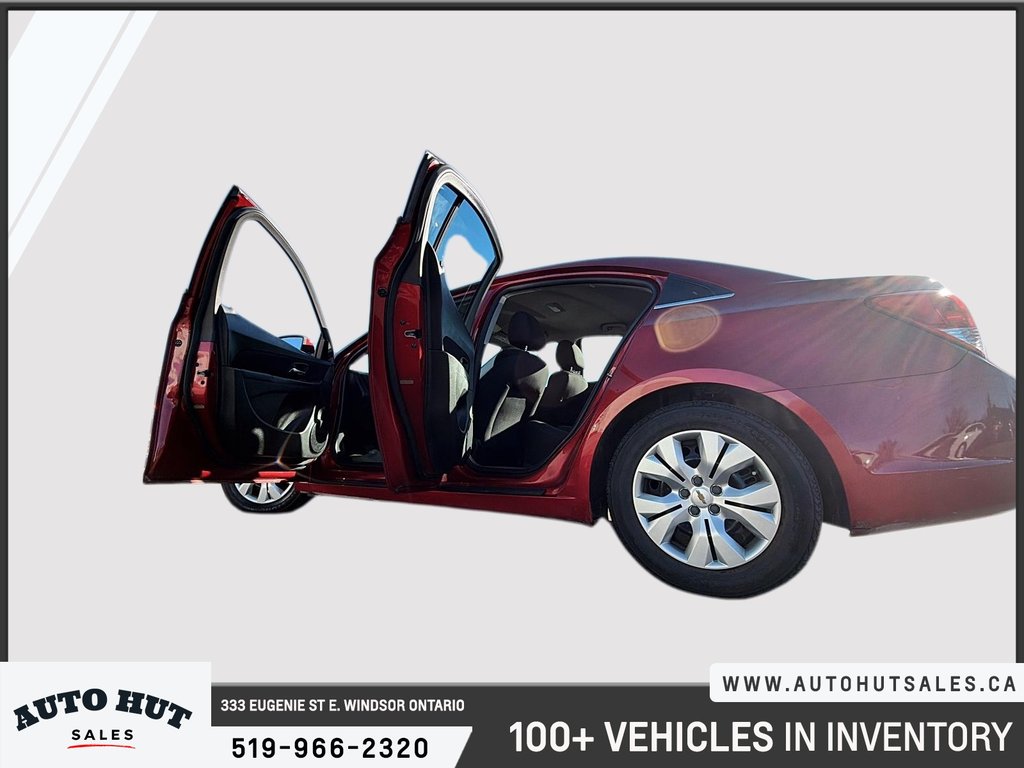 2014 Chevrolet Cruze 1LT in Windsor, Ontario - 19 - w1024h768px