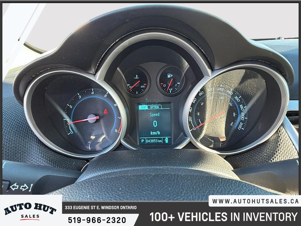 2014 Chevrolet Cruze 1LT in Windsor, Ontario - 13 - w1024h768px