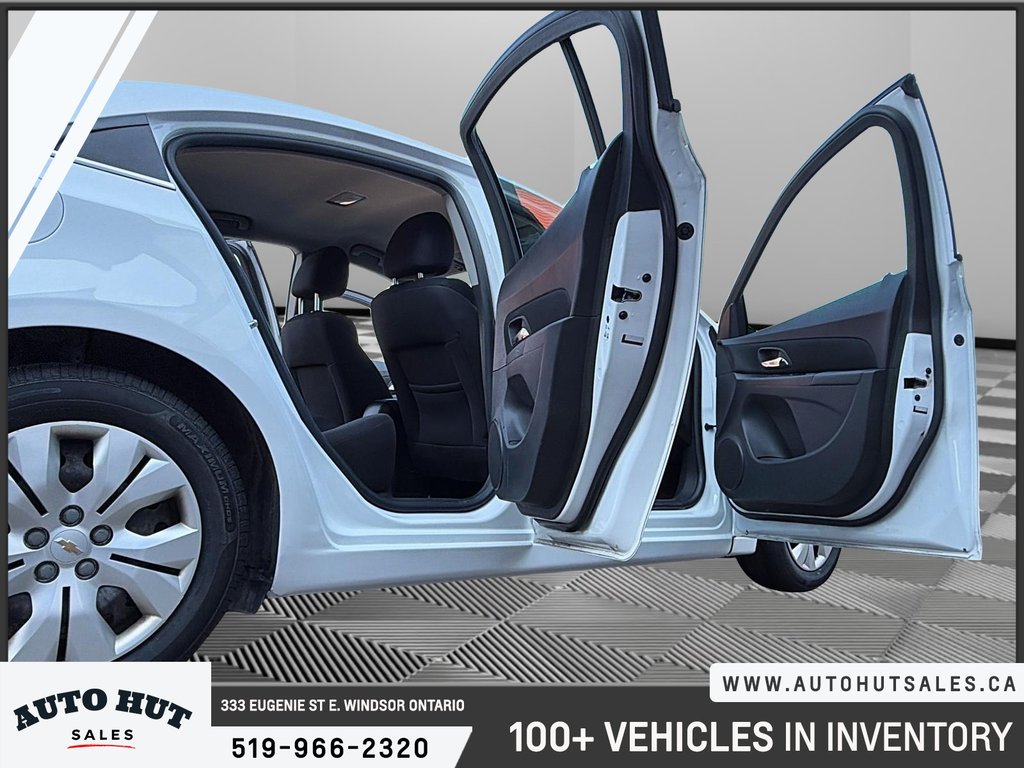 2015 Chevrolet Cruze 1LT in Windsor, Ontario - 23 - w1024h768px