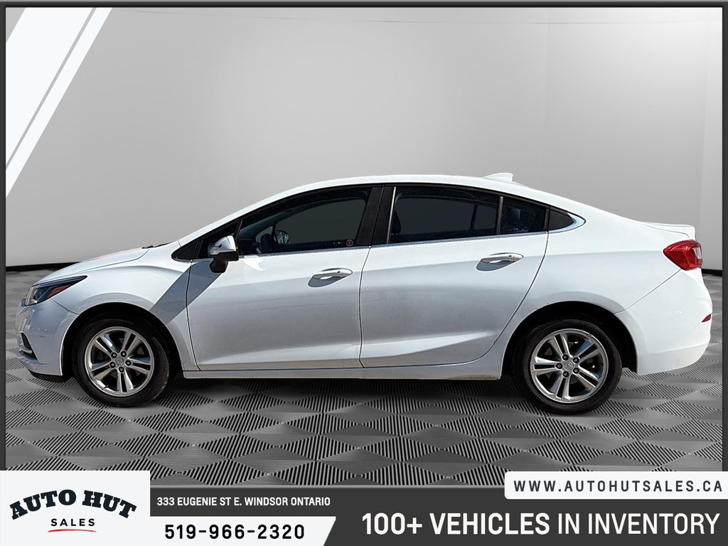 2016 Chevrolet Cruze LT in Windsor, Ontario - 5 - w1024h768px