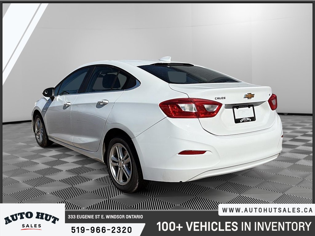 2016 Chevrolet Cruze LT in Windsor, Ontario - 4 - w1024h768px
