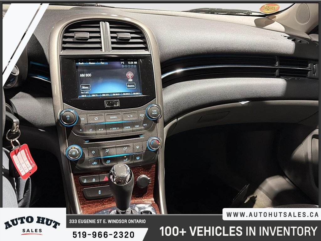 2013 Chevrolet Malibu LT in Windsor, Ontario - 12 - w1024h768px