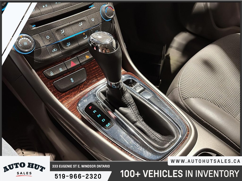 2013 Chevrolet Malibu LT in Windsor, Ontario - 13 - w1024h768px