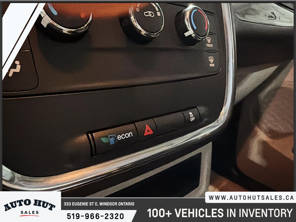 2016 Dodge Grand Caravan Canada Value Package in Windsor, Ontario - 15 - w1024h768px