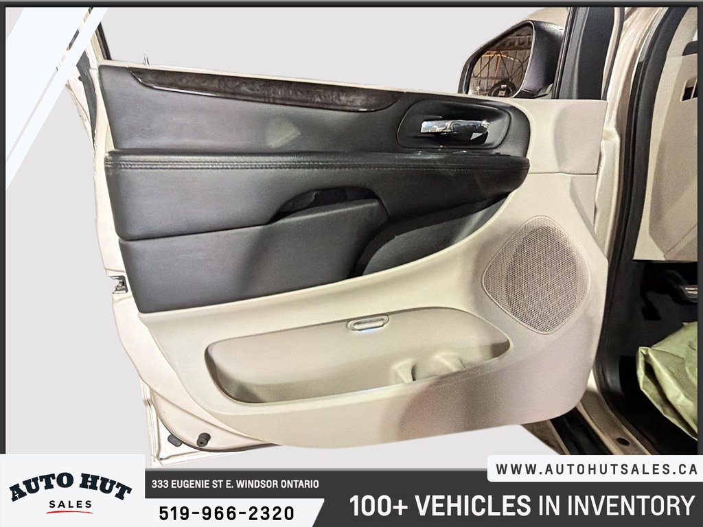 2016 Dodge Grand Caravan Canada Value Package in Windsor, Ontario - 11 - w1024h768px