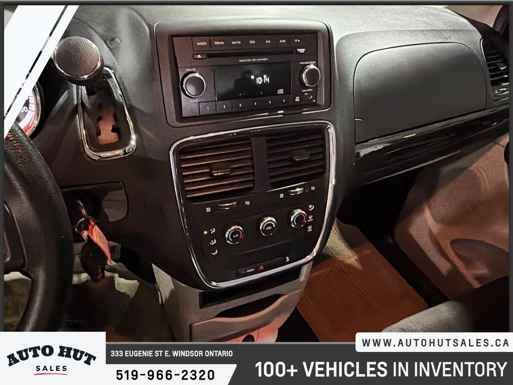 2016 Dodge Grand Caravan Canada Value Package in Windsor, Ontario - 14 - w1024h768px