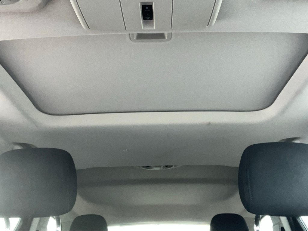 2012 Dodge Journey SXT in Windsor, Ontario - 10 - w1024h768px