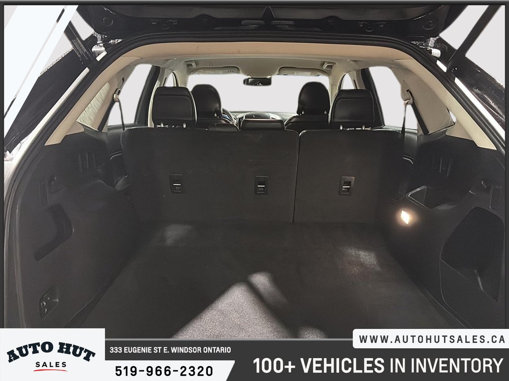 2019 Ford Edge SEL in Windsor, Ontario - 6 - w1024h768px