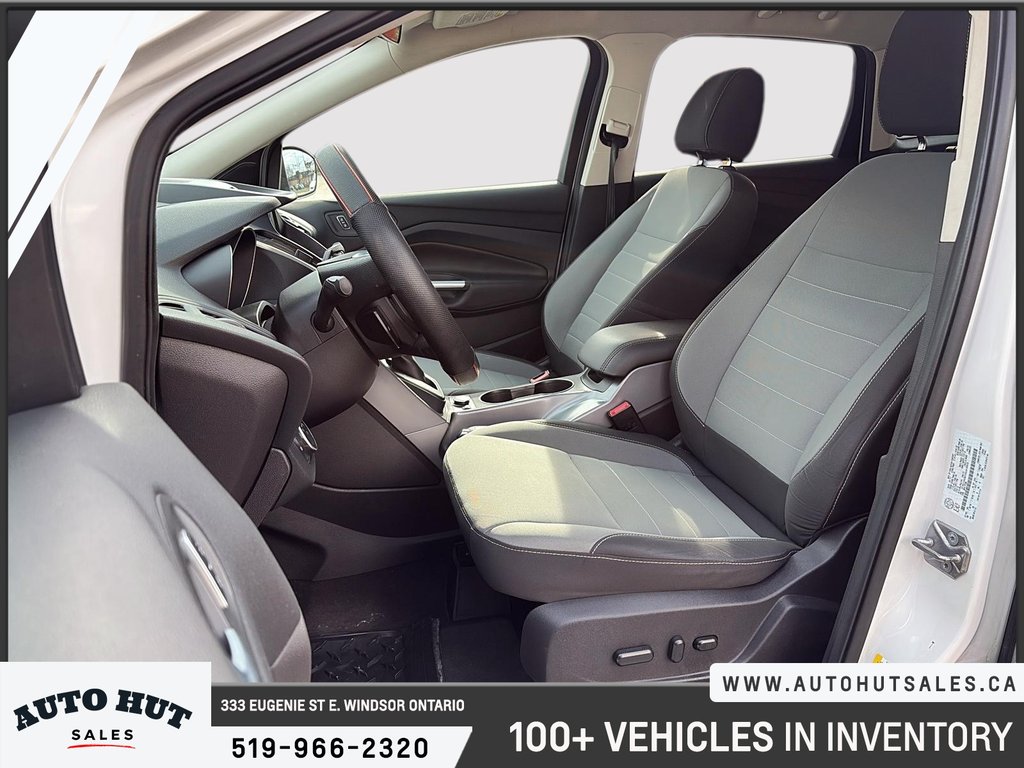 2016 Ford Escape SE in Windsor, Ontario - 9 - w1024h768px