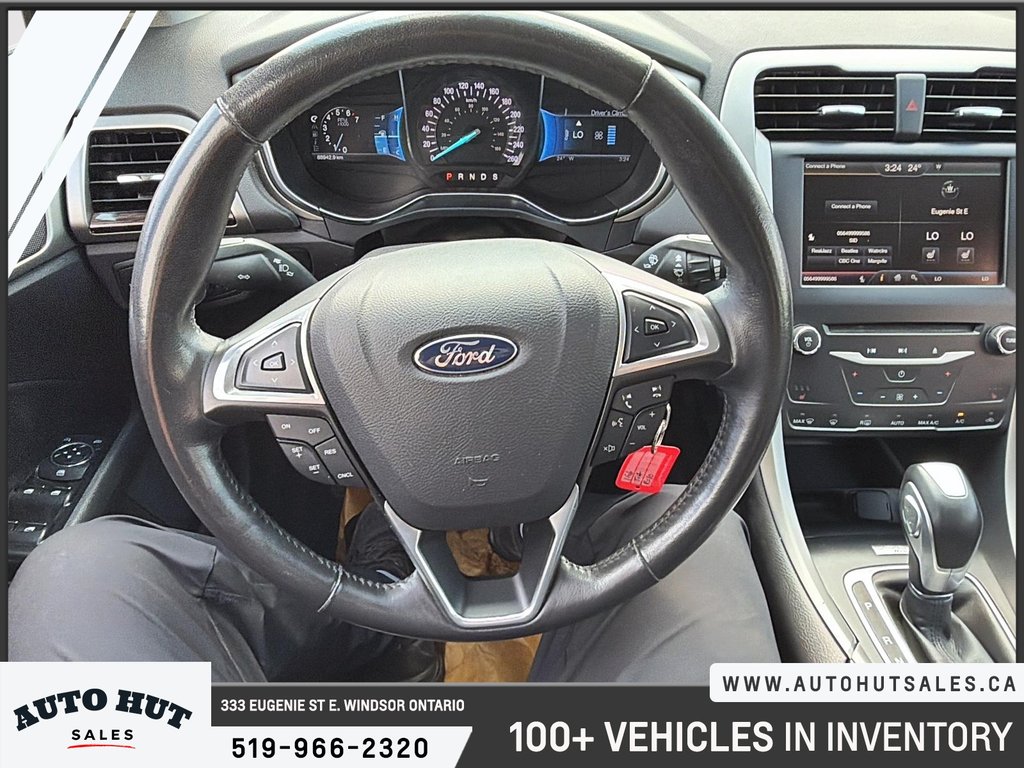 2014 Ford Fusion SE in Windsor, Ontario - 12 - w1024h768px