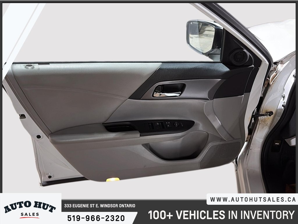 2014 Honda Accord Sedan LX in Windsor, Ontario - 11 - w1024h768px