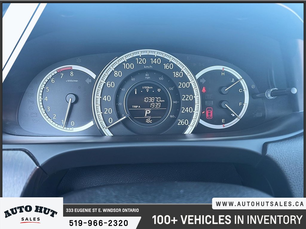 2015 Honda Accord Sedan Touring in Windsor, Ontario - 13 - w1024h768px