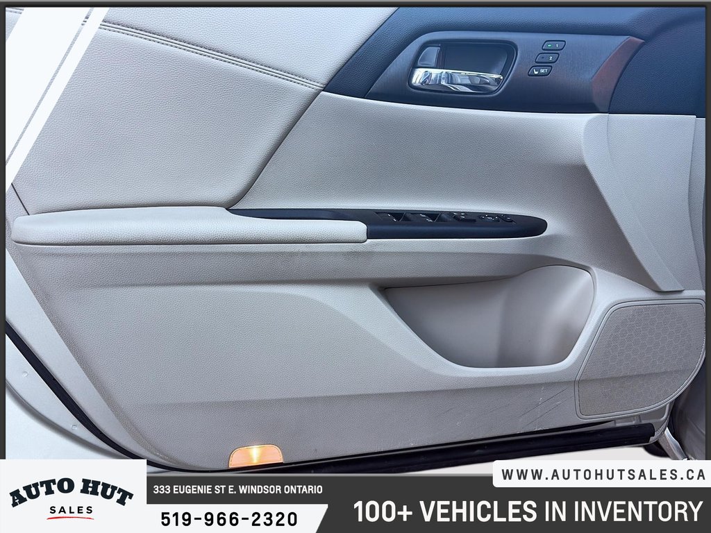 2015 Honda Accord Sedan Touring in Windsor, Ontario - 11 - w1024h768px