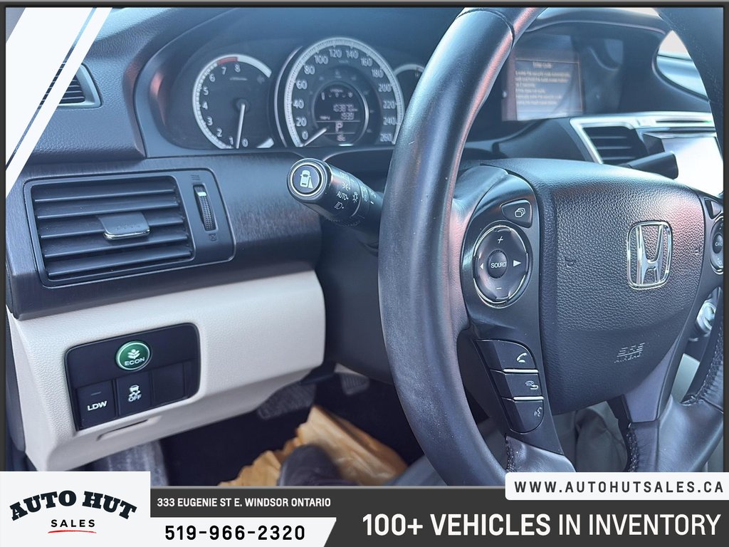 2015 Honda Accord Sedan Touring in Windsor, Ontario - 14 - w1024h768px