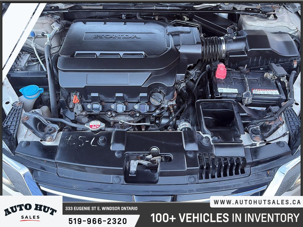 2015 Honda Accord Sedan Touring in Windsor, Ontario - 8 - w1024h768px