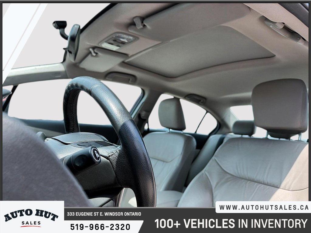 2014 Honda Civic Sedan Touring in Windsor, Ontario - 17 - w1024h768px