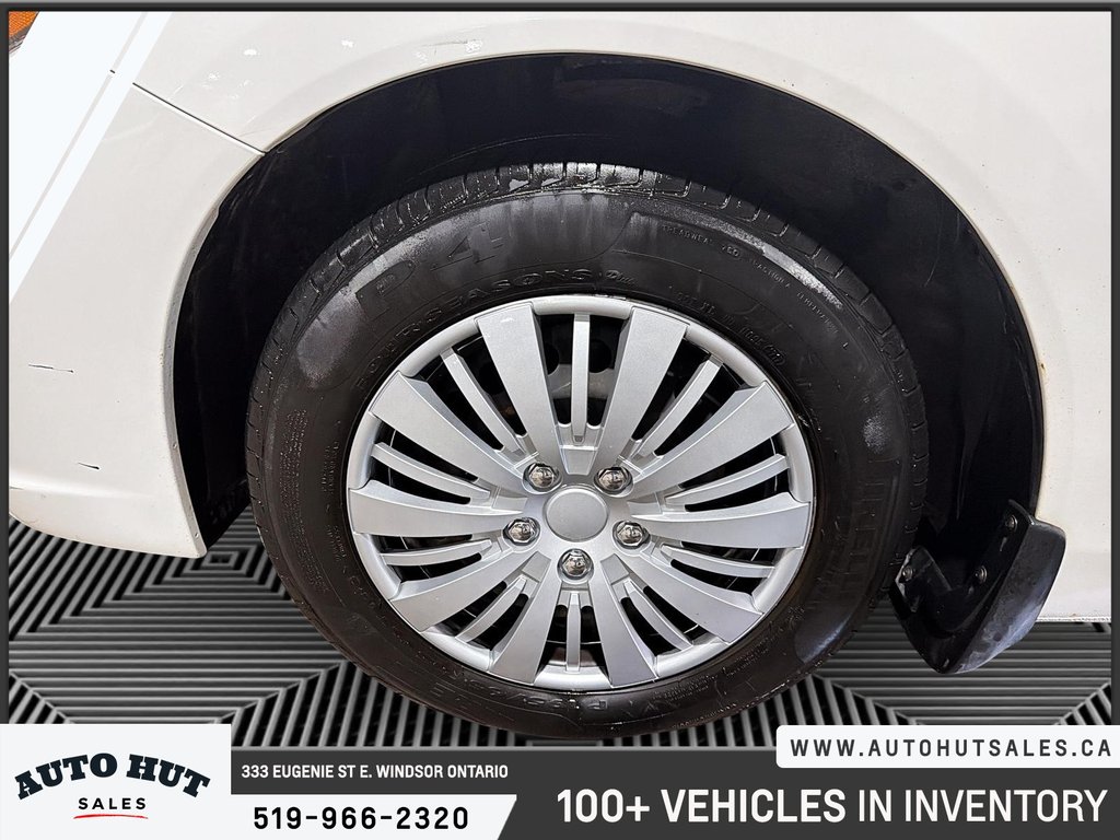 2014 Honda Civic Sedan LX in Windsor, Ontario - 7 - w1024h768px