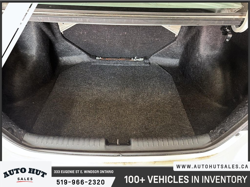 2014 Honda Civic Sedan LX in Windsor, Ontario - 6 - w1024h768px