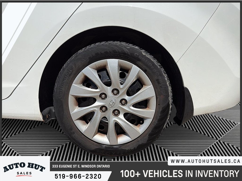 2013 Hyundai Elantra GL in Windsor, Ontario - 7 - w1024h768px