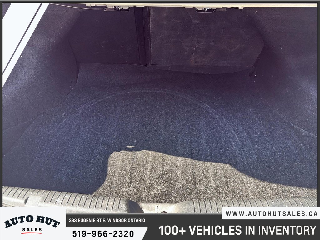 2013 Hyundai Elantra GL in Windsor, Ontario - 6 - w1024h768px
