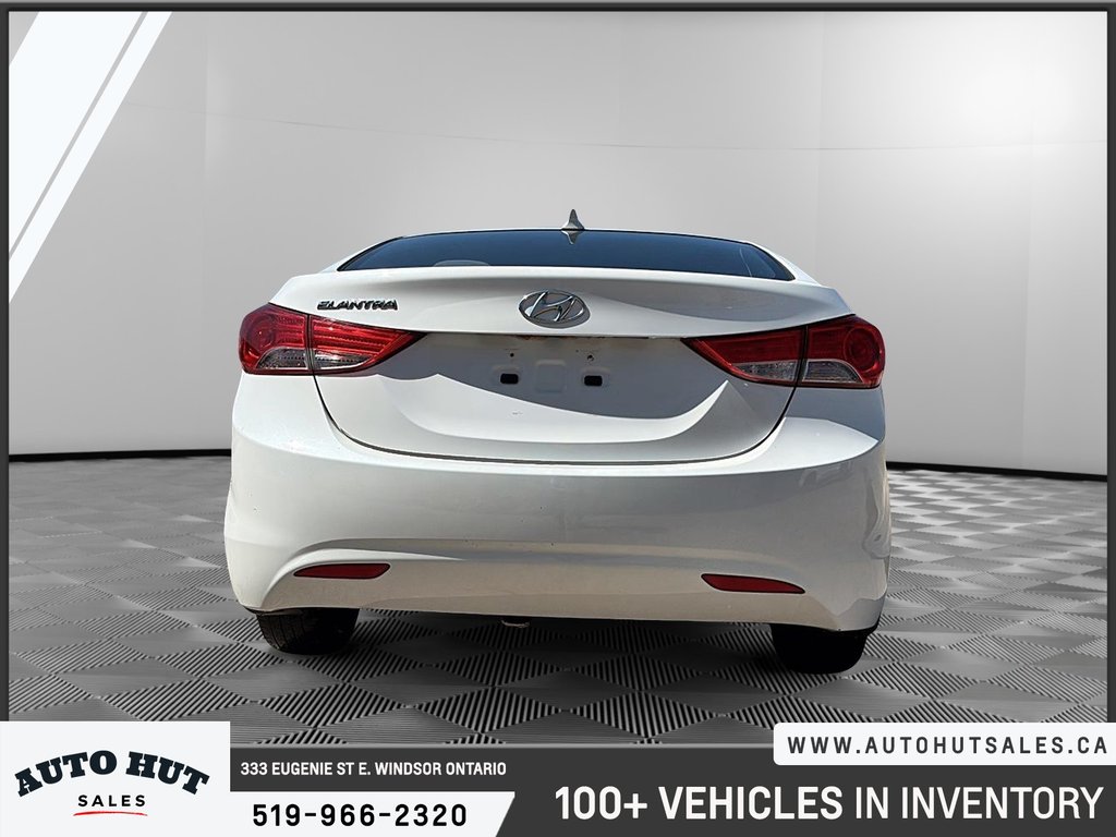 2013 Hyundai Elantra GL in Windsor, Ontario - 3 - w1024h768px