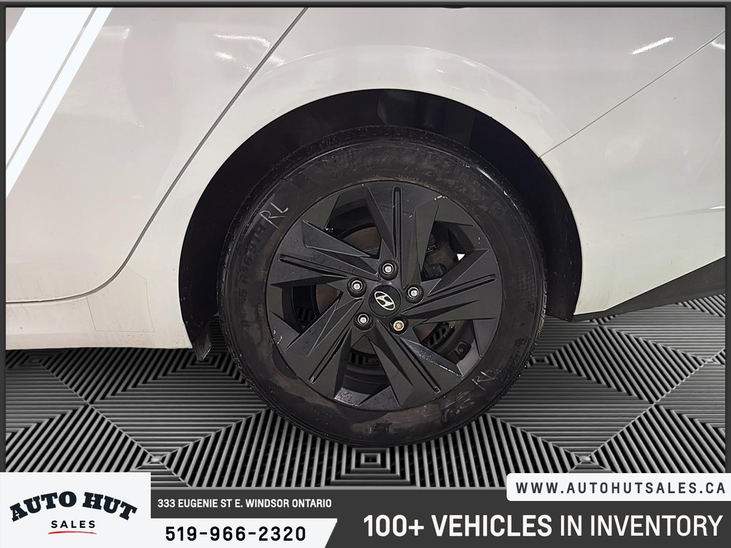2021 Hyundai Elantra Preferred in Windsor, Ontario - 7 - w1024h768px