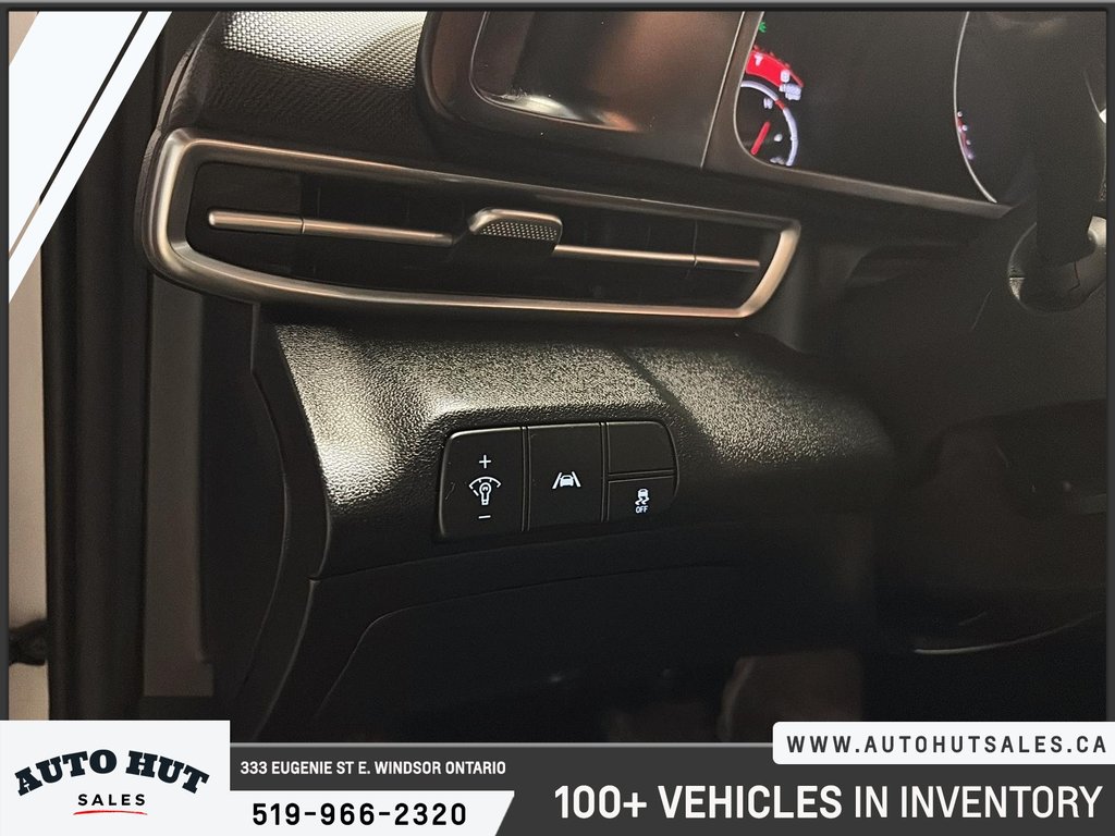 2021 Hyundai Elantra Preferred in Windsor, Ontario - 20 - w1024h768px