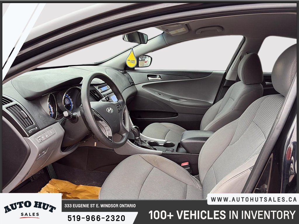 2011 Hyundai Sonata GL in Windsor, Ontario - 18 - w1024h768px
