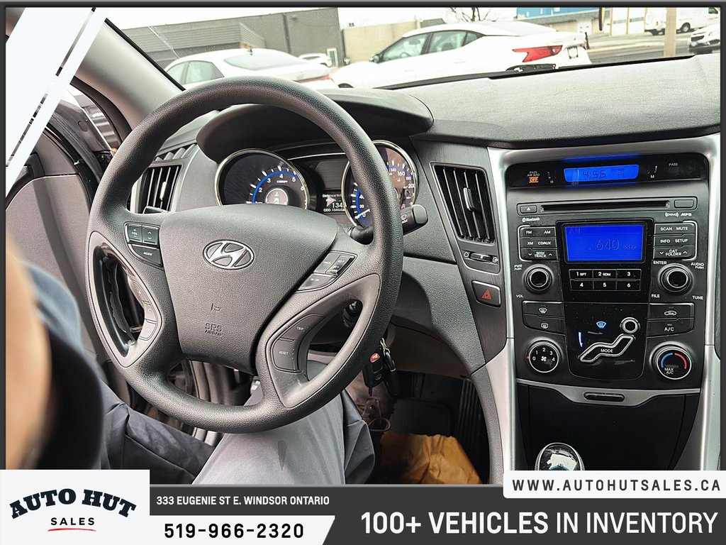 2011 Hyundai Sonata GL in Windsor, Ontario - 16 - w1024h768px