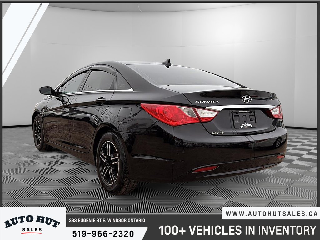 2011 Hyundai Sonata GL in Windsor, Ontario - 3 - w1024h768px