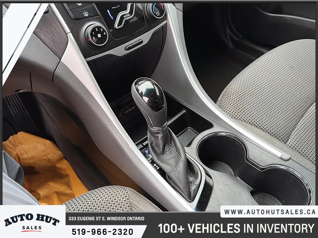 2011 Hyundai Sonata GL in Windsor, Ontario - 15 - w1024h768px