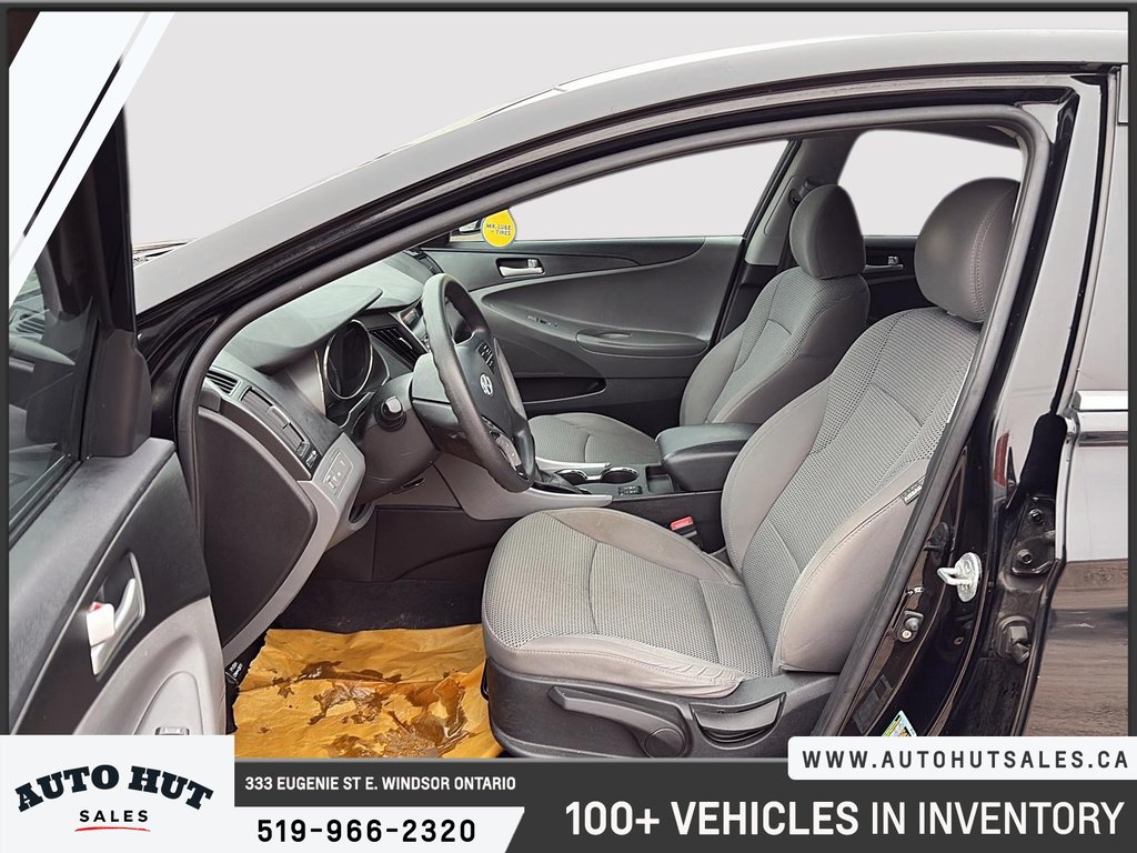 2011 Hyundai Sonata GL in Windsor, Ontario - 9 - w1024h768px