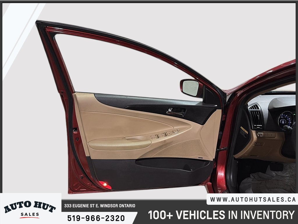 2013 Hyundai Sonata Limited w/Navi in Windsor, Ontario - 11 - w1024h768px