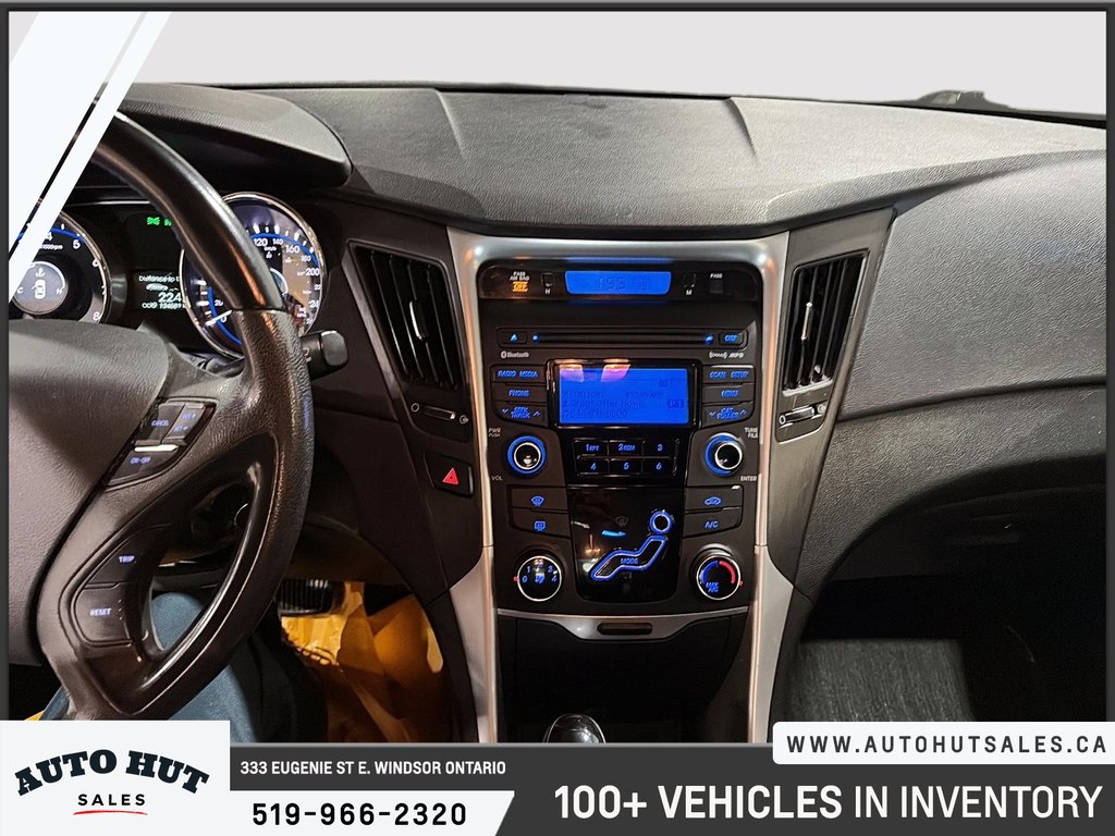 2013 Hyundai Sonata SE in Windsor, Ontario - 14 - w1024h768px