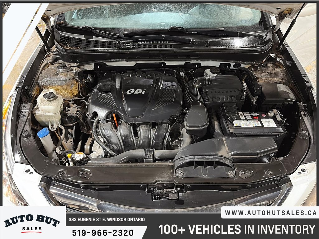 2013 Hyundai Sonata SE in Windsor, Ontario - 8 - w1024h768px