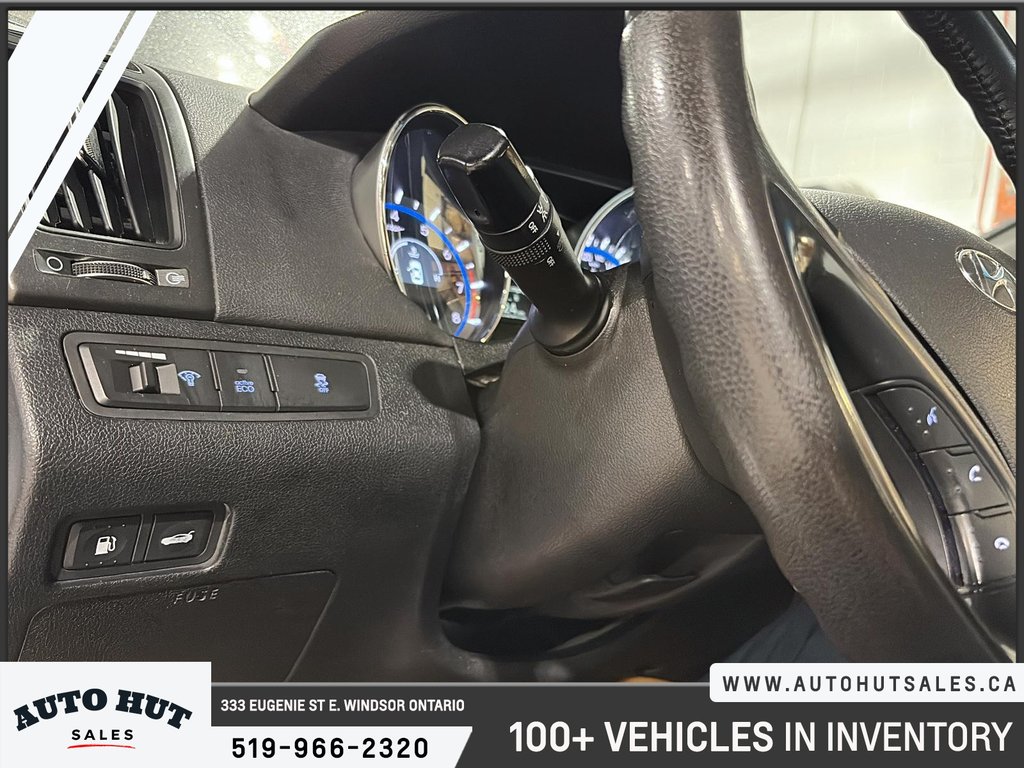 2013 Hyundai Sonata SE in Windsor, Ontario - 15 - w1024h768px