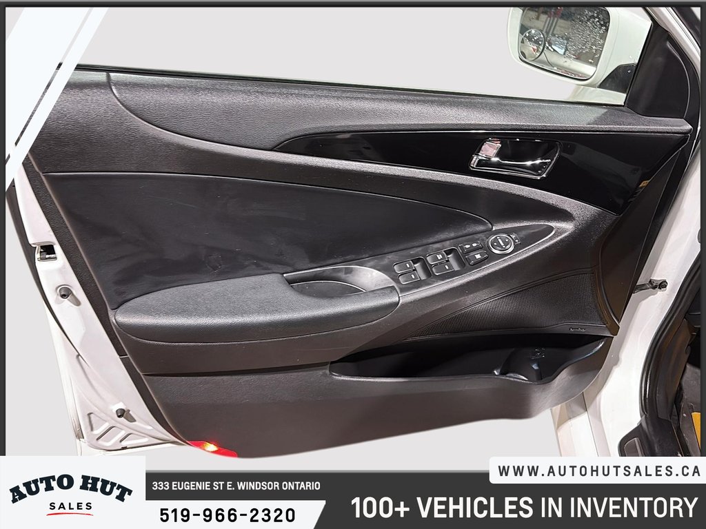 2014 Hyundai Sonata Limited in Windsor, Ontario - 11 - w1024h768px