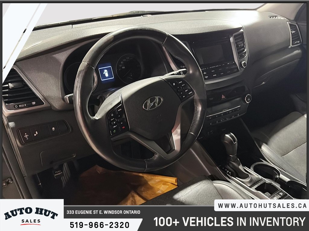 2017 Hyundai Tucson SE in Windsor, Ontario - 10 - w1024h768px