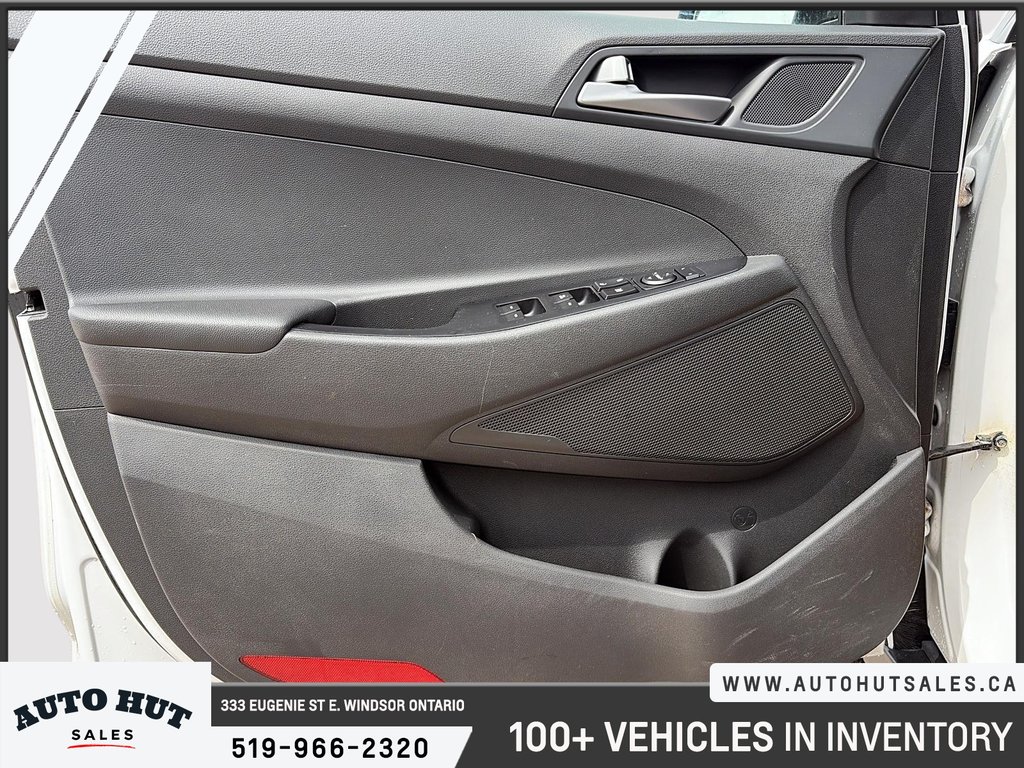 2017 Hyundai Tucson SE in Windsor, Ontario - 11 - w1024h768px