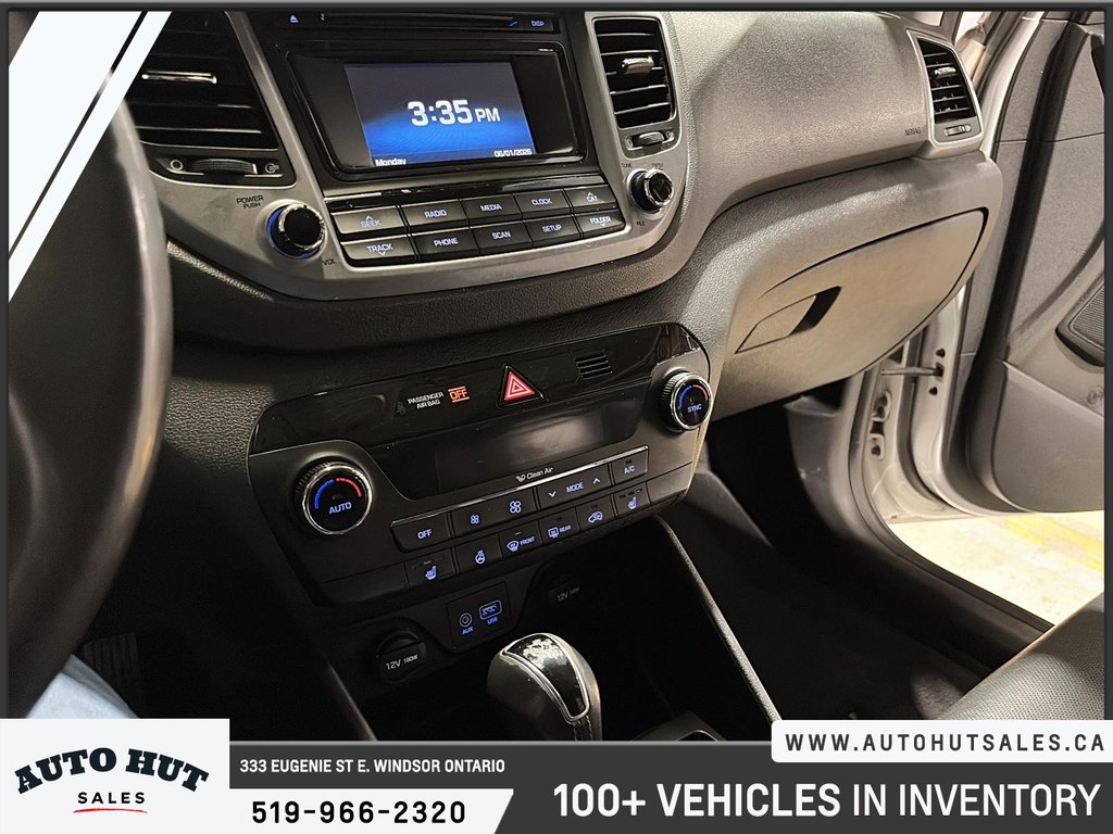 2017 Hyundai Tucson SE in Windsor, Ontario - 16 - w1024h768px