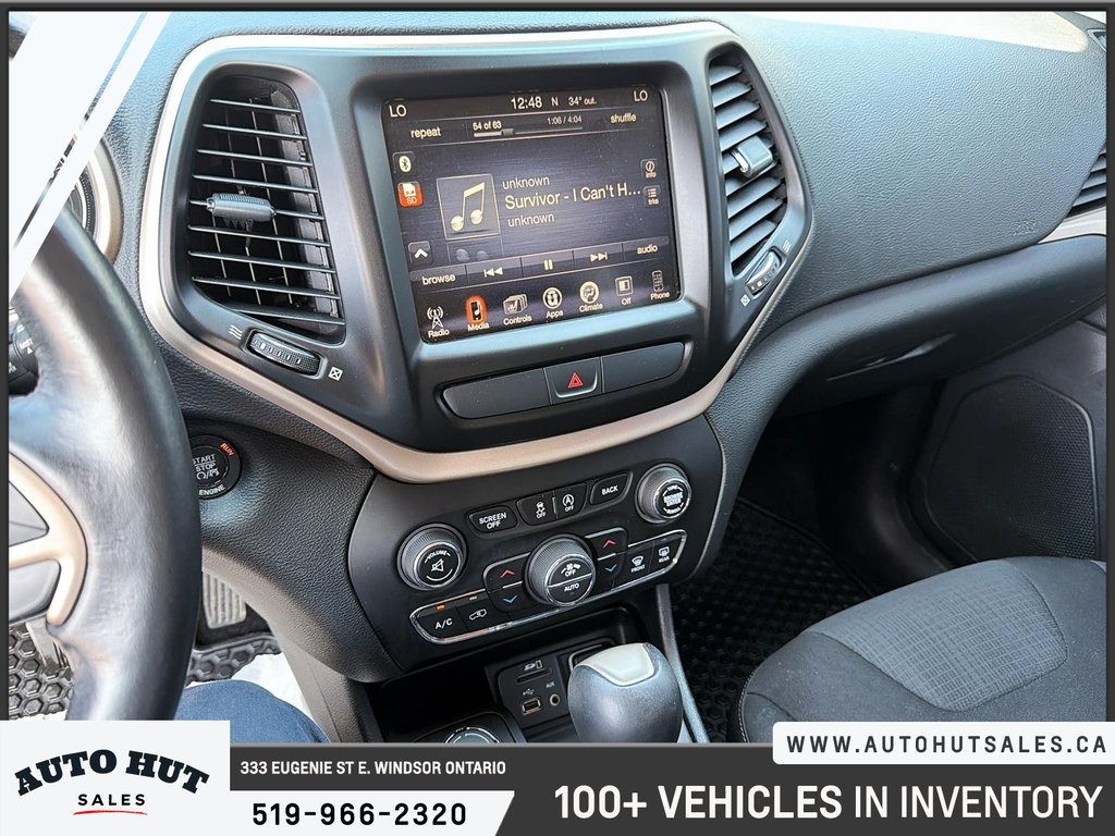 2016 Jeep Cherokee North in Windsor, Ontario - 14 - w1024h768px