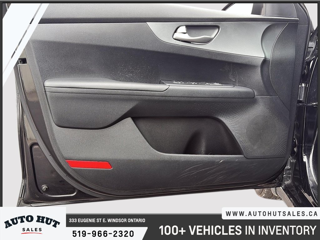 2020 Kia Forte LX in Windsor, Ontario - 11 - w1024h768px