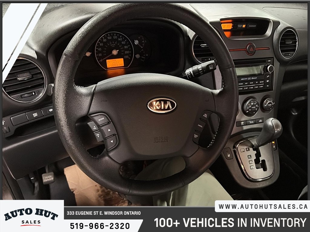 2012 Kia Rondo in Windsor, Ontario - 10 - w1024h768px